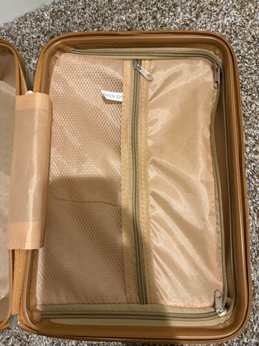 Hard Shell Accessories Case( - Picture 6 of 6